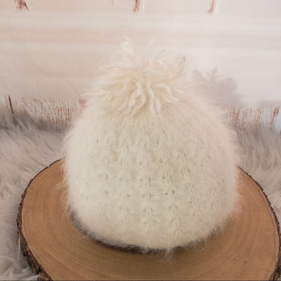 Vintage HOLT RENFREW Angora/Wool Cream Hat Made in Italy - Picture 4 of 12